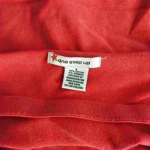 One step up red crop camisole juniors large - Picture 3 of 3